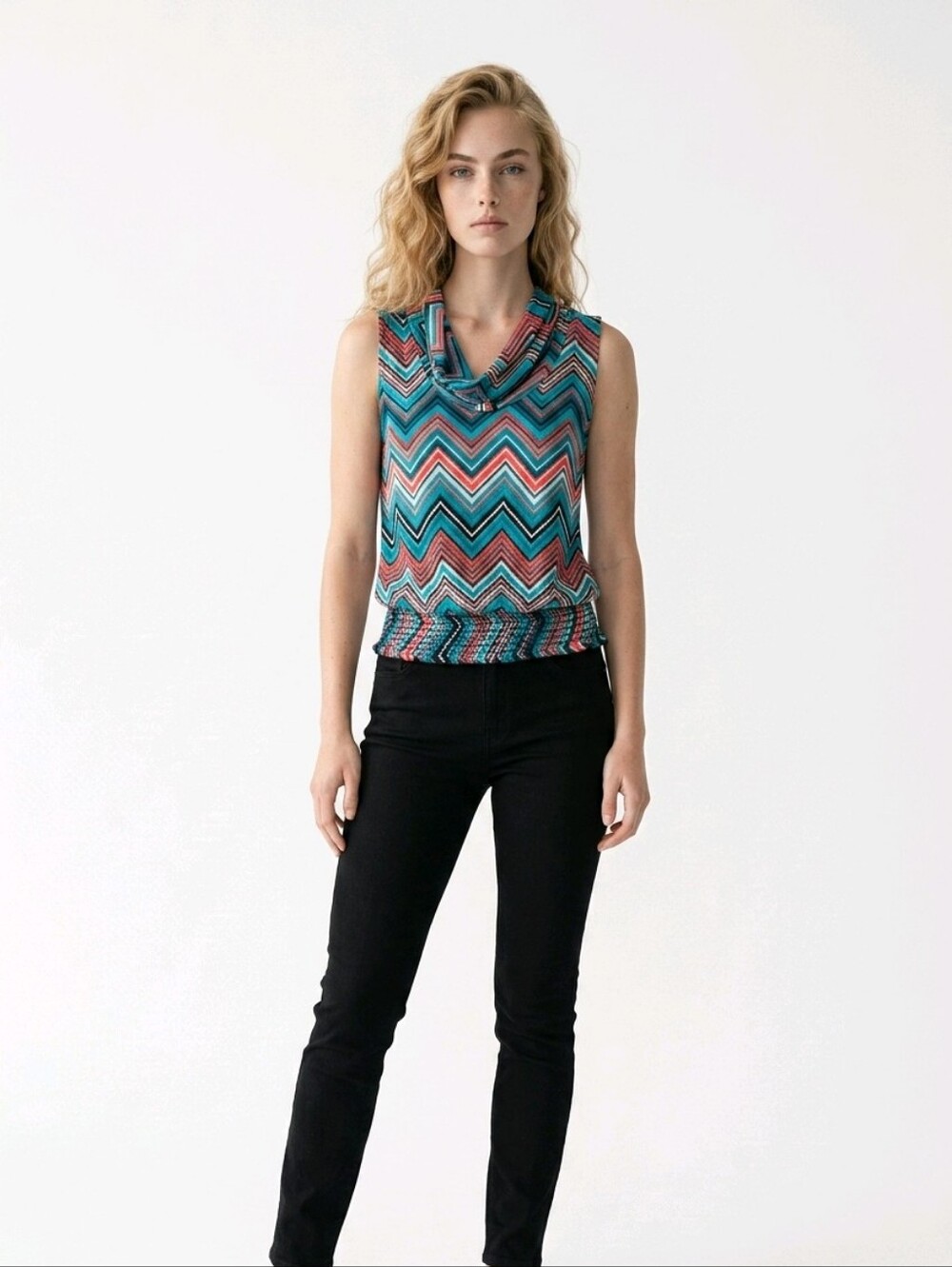 Chevron Hooded Sleeveless Camisole in Teal and Coral